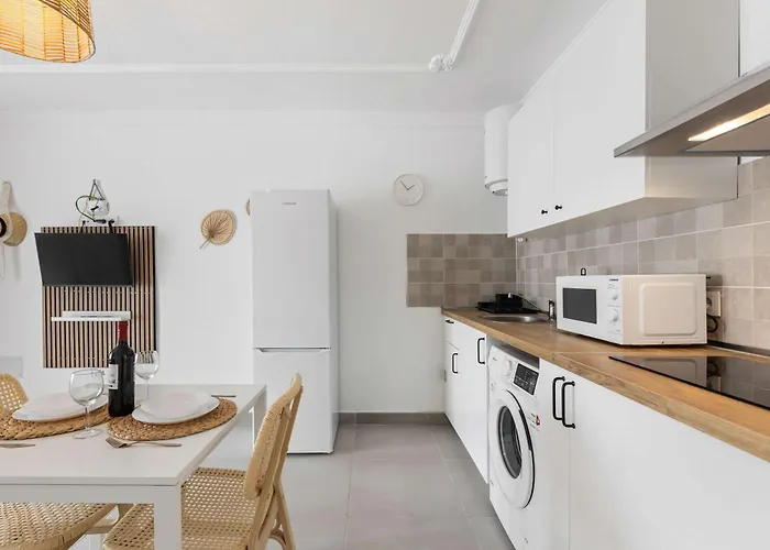 Apartman Bayside Cocoteros Hideaway Palm Sunset *